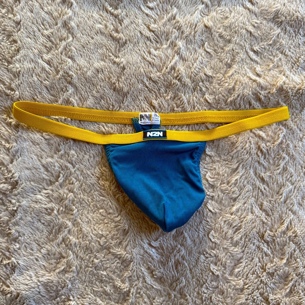 N2N Men's Sporty Thong